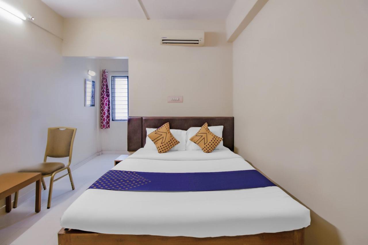 Spot On 76312 Sri Balaji Comforts Hotel Bangalore Exterior photo